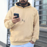 هودی ساده کرمی تو کرک